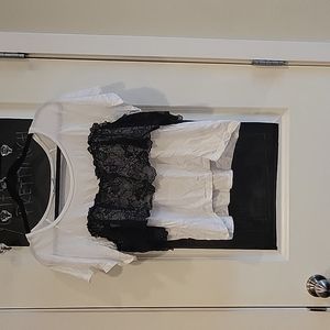 Women top with lace